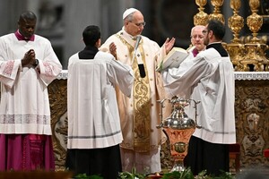 El papa León XIV celebra su primera Pascua bajo la sombra de la guerra en Oriente Medio