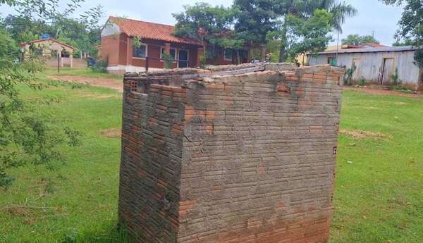 De “letrina cero” a pagar por ir baño en escuelas públicas - Política - ABC Color