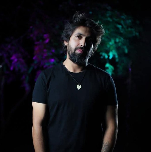 Popular / ¡Lanzamiento del libro "Los Pájaros Cantan"