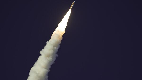 La NASA autoriza dar el salto final de Artemis II hacia la Luna