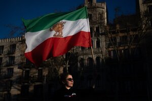 Trump anuncia la destrucción del puente más alto de Irán