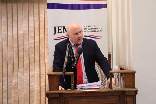 Abogado estalla contra fallo que benefició a Rivas y anuncia denuncia contra Tribunal