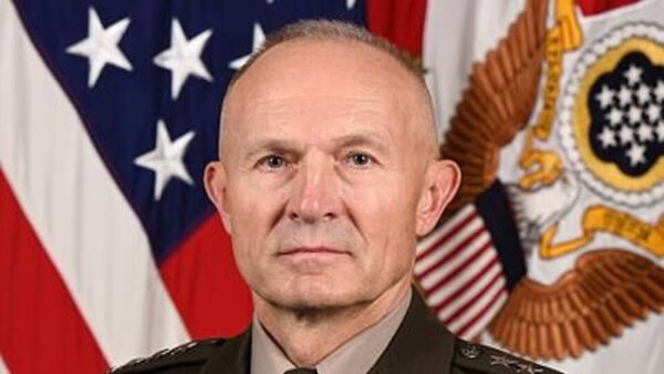 Departamento de Guerra destituye al jefe del Estado Mayor de EEUU en plena guerra de Irán