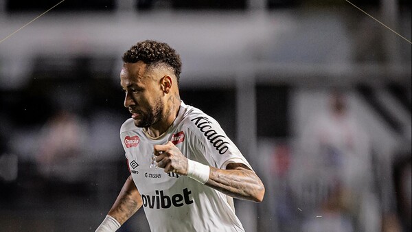 Con un Neymar decisivo, el Santos vuelve a vencer en Brasil