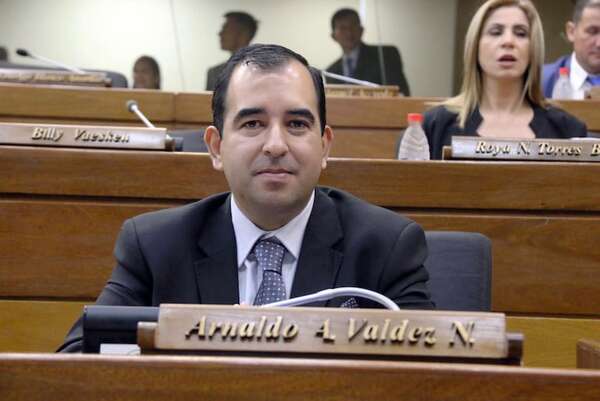 Diputado lamenta la desconexión del Gobierno de la realidad social - Nacionales - ABC Color