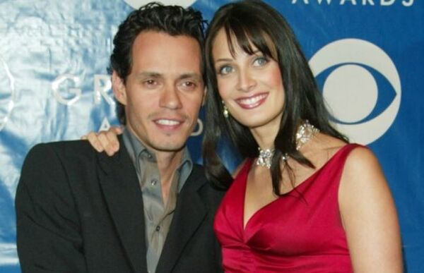 Popular / (VIDEO) ¡Ex de Marc Anthony se borró un tatuaje que tenía "ahí abajo"!