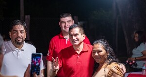 Baruja reaparece en Paraguarí para retomar la campaña de Galeano y cerrarle el paso a Zárate