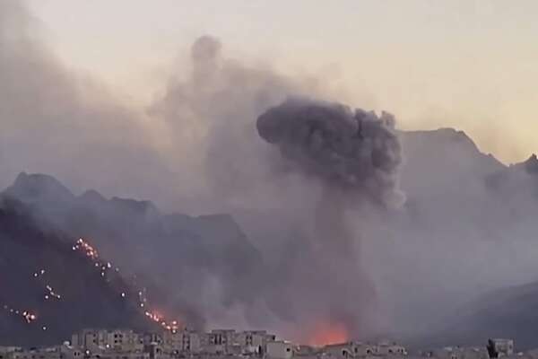 Irán asegura que derribó un avión caza estadounidense y ofrece recompensa por la captura del piloto - Mundo - ABC Color