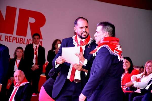 ANR: Tribunal con mayoría cartista calificó de extemporáneo pedido de la disidencia   - Política - ABC Color