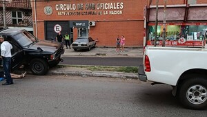 Se sintió mal, estacionó su vehículo en el paseo central para no ocasionar accidente y falleció