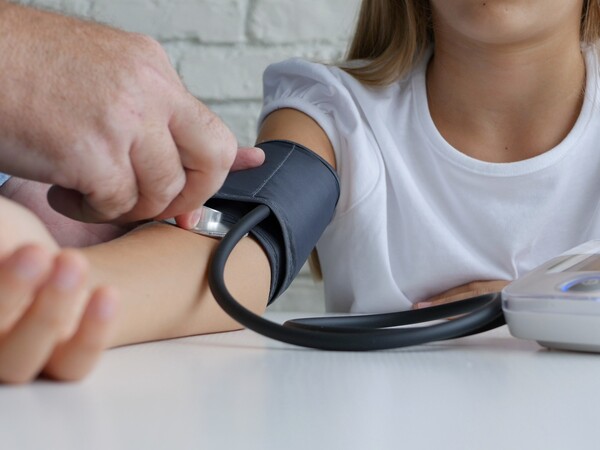 Hipertensión juvenil en aumento: recomiendan cambios de hábitos para evitar complicaciones | Unicanal