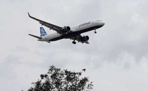 Guerra en Oriente Medio dispara los precios del combustible y presiona a las aerolíneas - Mundo - ABC Color