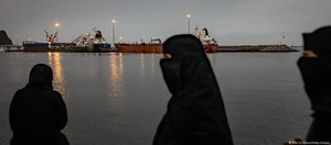 Irán autoriza tránsito de buques con ayuda a través de Ormuz - ADN Digital