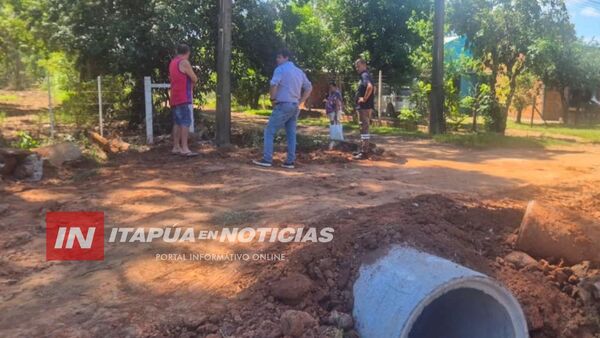 CARMEN DEL PARANÁ INICIO OBRAS DE EMPEDRADO EN EL BARRIO GRANEROS