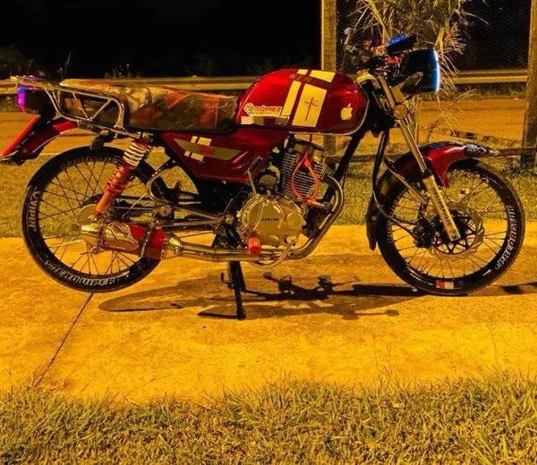 Buscan información sobre motocicleta robada tras asalto en Loreto  - Concepción al Día