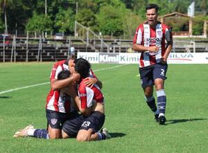 Un triunfo y una paridad en el inicio del campeonato