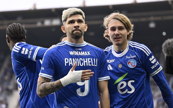 Julio Enciso marca un golazo con especial dedicatoria