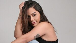 Popular / ¡Larissa salió a responder a una doña que la trató de "fea" y "vieja"!