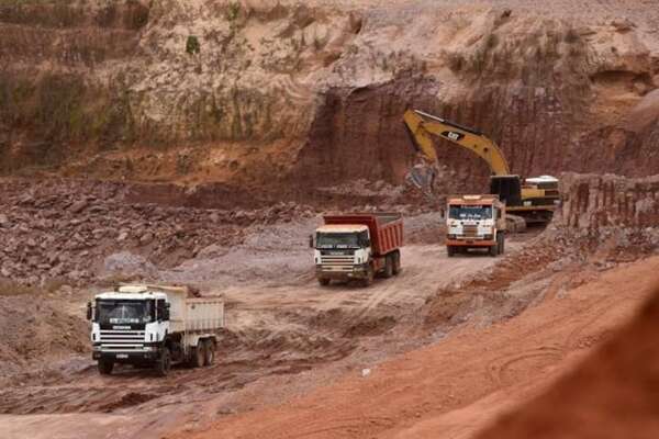 Minería en Paraguay debe despegar con foco en la industrialización, destacan expertos - Economía - ABC Color