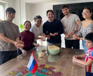 Semana Santa: así los paraguayos en Rusia adaptan la chipa para mantener viva la tradición - Mundo - ABC Color