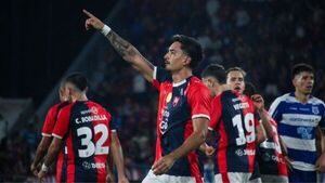 El Ciclón cocinó al Gallo en su olla