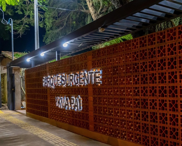 Video: Basura y abandono empañan el histórico Parque Ykuá Pa'i » San Lorenzo PY