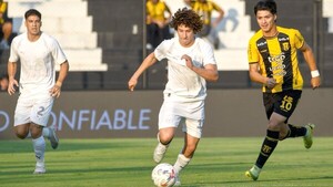 Nadie quiere regalar nada en el clásico Guaraní-Libertad