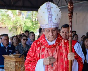Obispo de Caacupé afirma que Paraguay mantiene esperanza, pero advierte sobre instituciones debilitadas