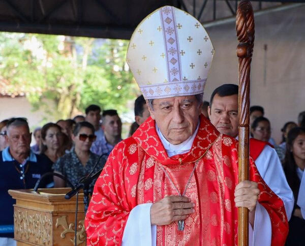 Obispo de Caacupé afirma que Paraguay mantiene esperanza, pero advierte sobre instituciones debilitadas