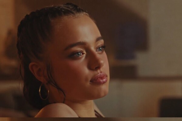 Popular / (VIDEO) ¡Mamau! ¡Mirá cómo aparece la hija de Brad Pitt y Angelina Jolie!