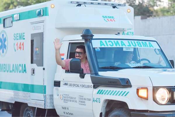 Intendente “anti halloween” busca su reelección y anuncia “brillar sin cesar” - Política - ABC Color