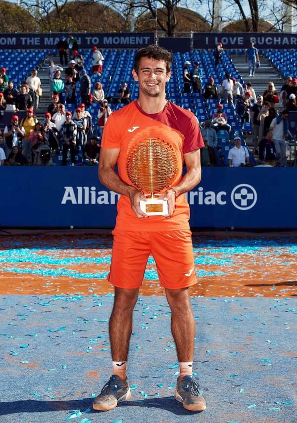 Navone rompe su maleficio y se corona en Bucarest - Polideportivo - ABC Color