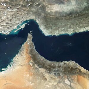 Emiratos Árabes Unidos apoyará a EE.UU en reapertura de Ormuz