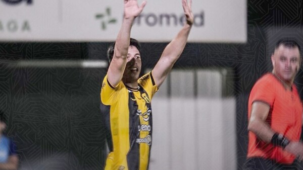 Guaraní, a pura garra, supera a Libertad