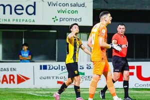 Con uno menos en cancha casi todo el partido, Guarani vence por la mínima a Libertad
