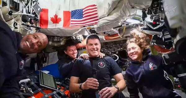 La Nación / Astronautas de Artemis realizan hoy sobrevuelo lunar