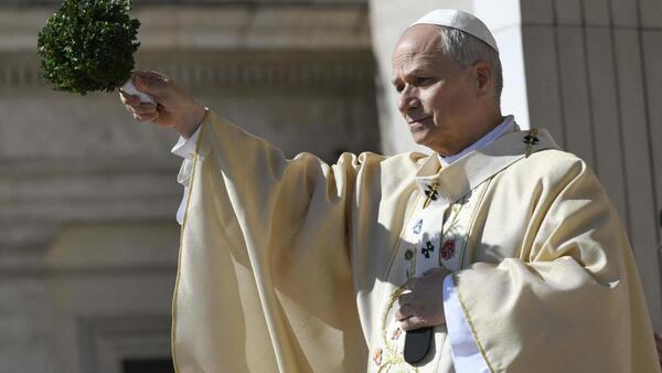 León XIV recuerda al papa Francisco durante el Lunes de Pascua