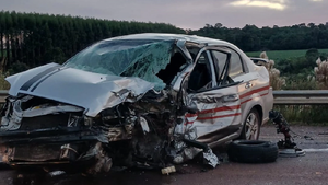 Un muerto y varios heridos en cuádruple choque en Ñacunday - Noticiero Paraguay