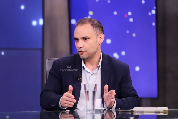 Economista advierte: el enfoque del próximo ministro debe estar en la deuda y el déficit - ADN Digital