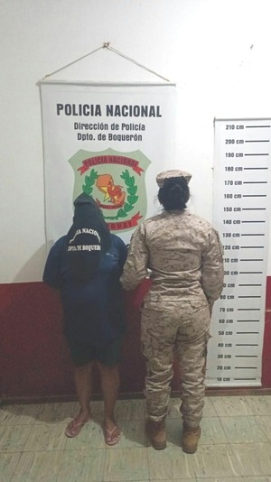 Aprehenden a mujer por presunto ataque con machete a su pareja en Villa Choferes del Chaco