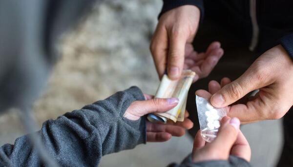 Crece consumo de sustancias en jóvenes y enciende alertas