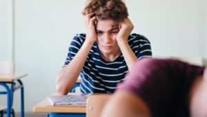 Profesional habla de una “baja tolerancia a la frustración” entre adolescentes