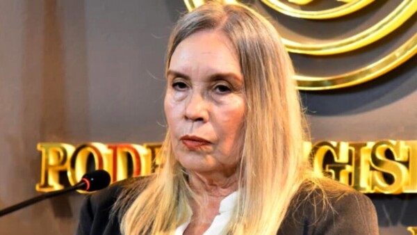 Gladys Mendoza jura este miércoles en reemplazo de Chaqueñito