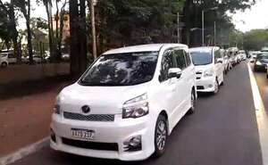 Transportistas alternativos protestan en Ciudad del Este tras intervención de una parada en refacción   - ABC en el Este - ABC Color