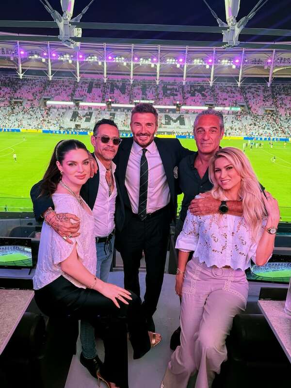 Nadia Ferreira y Marc Anthony, presentes en la inauguración del estadio del Inter Miami - Gente - ABC Color