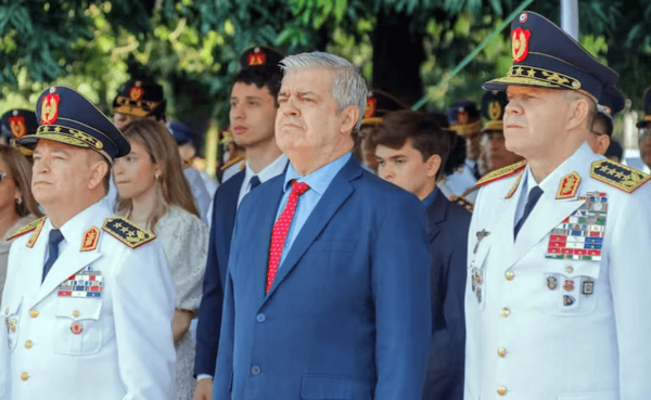 Carlos Benítez es nuevo viceministro de Seguridad y César Silguero pasa a ser comandante de la Policía - Noticiero Paraguay