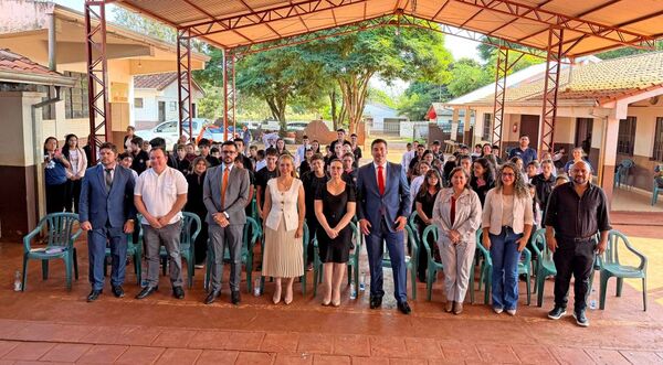Magistrados de Alto Paraná instruyen a estudiantes en el programa “El Juez que yo quiero”