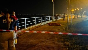 Hallan cadáver de un hombre en aguas del río Paraná en Encarnación