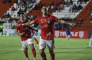 Festejo del Rojo mallorquino en el cierre de la fecha 1