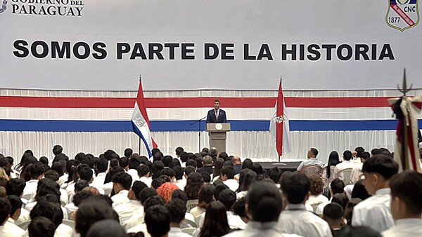 Peña trata de justificar millonarios gastos para licitaciones en Itaipú